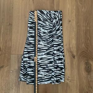 Cable and Guage XS Black and White Zebra Patterned Skirt NWT